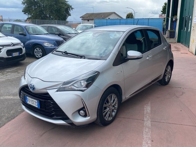 concessionaria toyota yaris hybrid 1.5 hybrid active