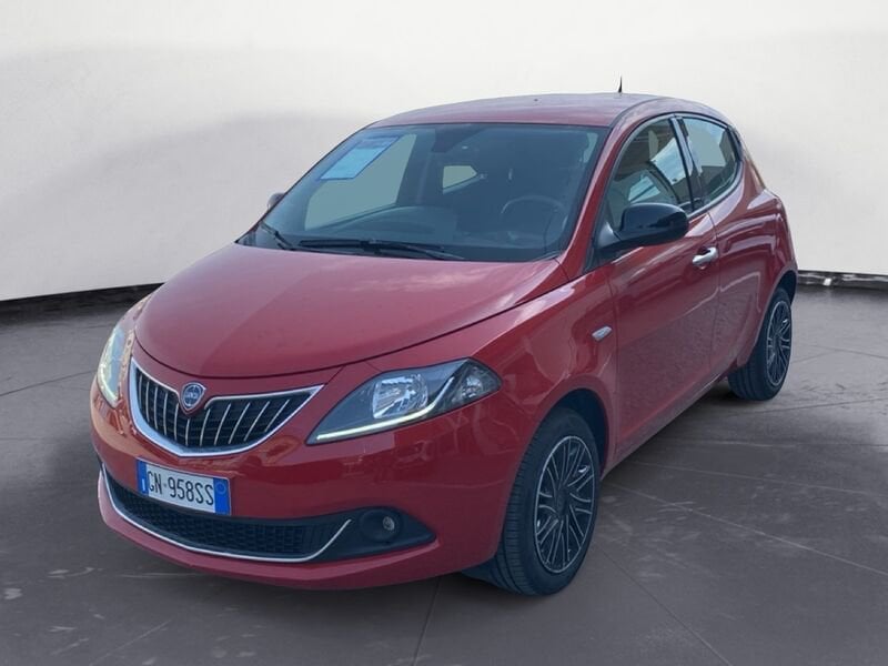 concessionaria lancia ypsilon 1.0 firefly 70cv hybrid gold