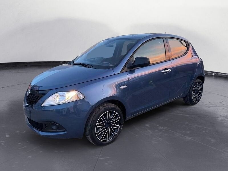 concessionaria lancia ypsilon 1.0 firefly 5 porte s&s hybrid oro